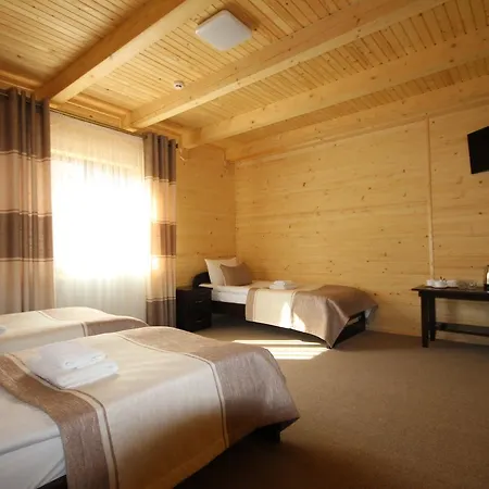 Family Kaskad ホテル バコヴェル