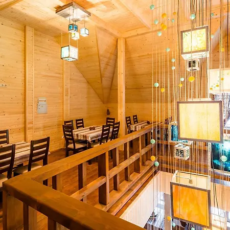 ホテル Family Kaskad