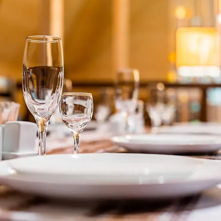 ホテル Family Kaskad バコヴェル