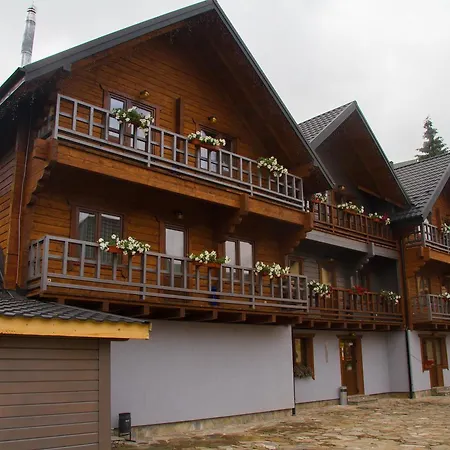 Family Kaskad ホテル *